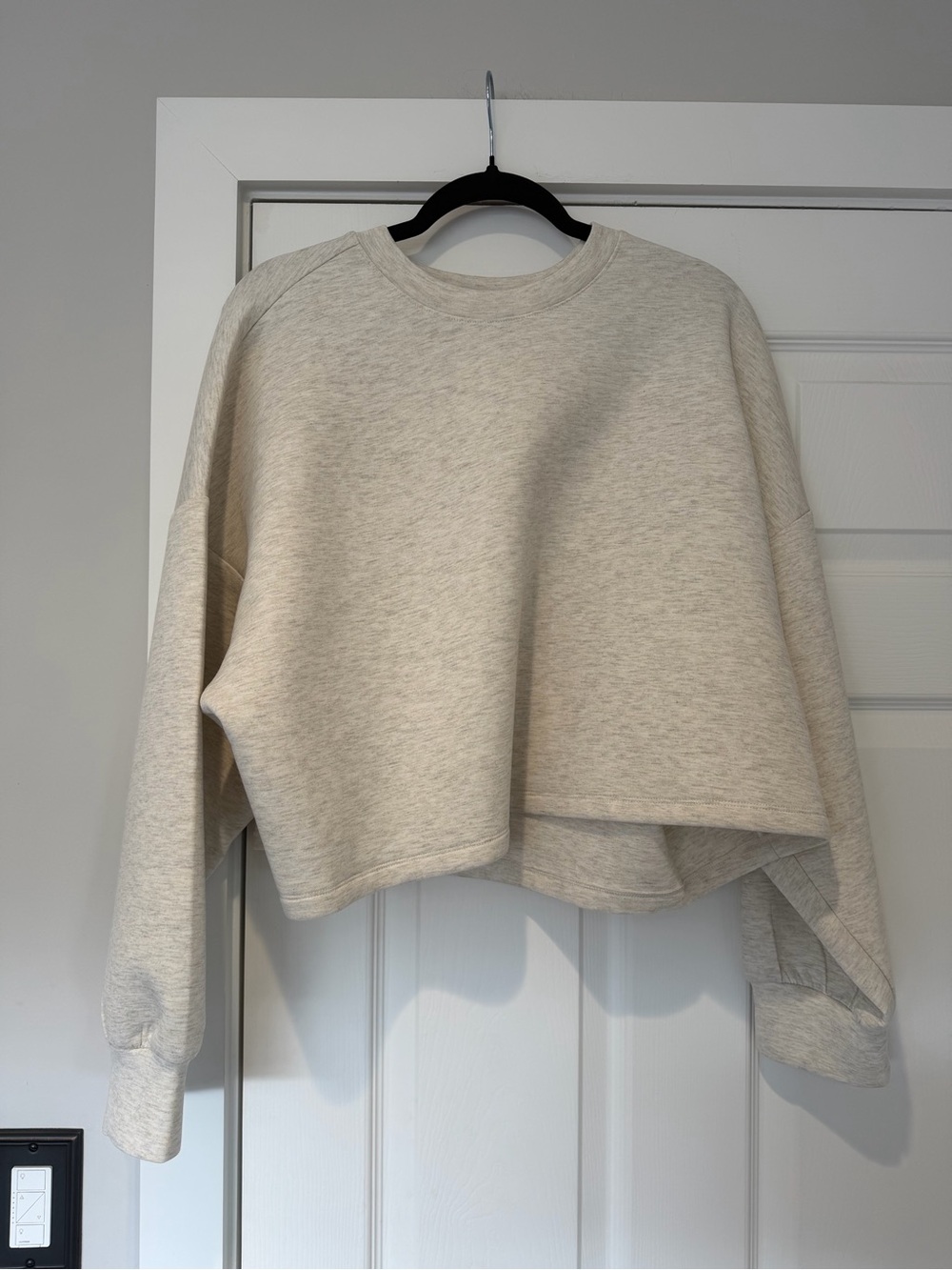Women’s Old Navy Bounce Fleece Cropped Sweatshirt in “Oatmeal Heather” Size XL🤍🤎